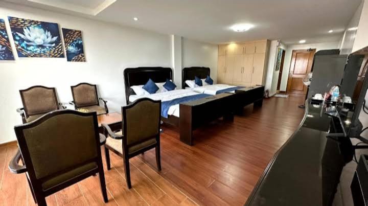 Playa Alba Beach Front And Resort San Antonio  Extérieur photo